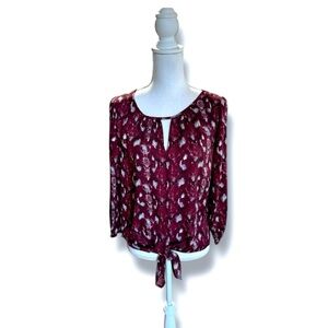 Maroon Tie Bottom Loose Fit Blouse 3/4 Sleeve Key Hole Front Scoop Neck Small
